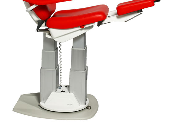 Podiatry-chair-ORION-sollevamento-verticale-struttura-rotante-safety-stop
